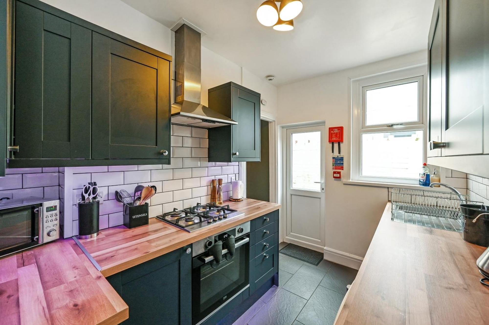 카디프 Beautiful Townhouse, Great Location - Pet Friendly 빌라 외부 사진